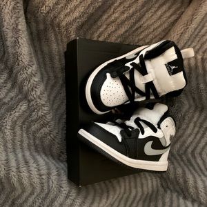 Jordan 1 mid ,size 7c ,only worn one time ,White /black /smoke grey noir